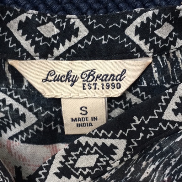 Lucky Brand top. EXCELLENT condition Size S - Picture 3 of 3